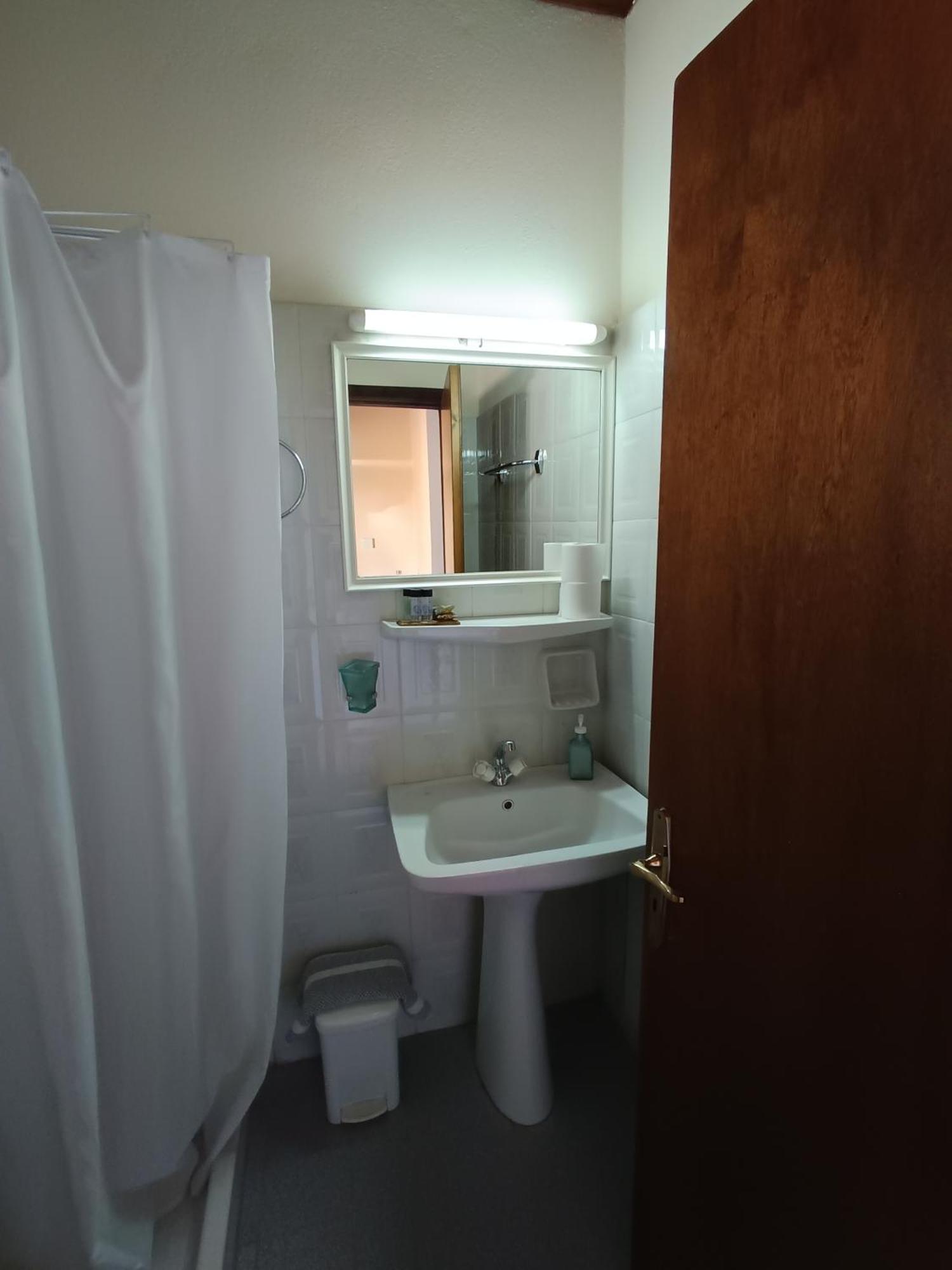 2 Alonia Hotel Anatoliki Frangista Ruang foto